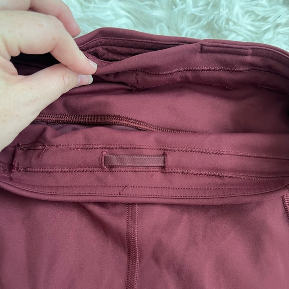 Lululemon Invigorate High-Rise Tight 25" Red Merlot w/ Pockets - Size 4 - Picture 6 of 9